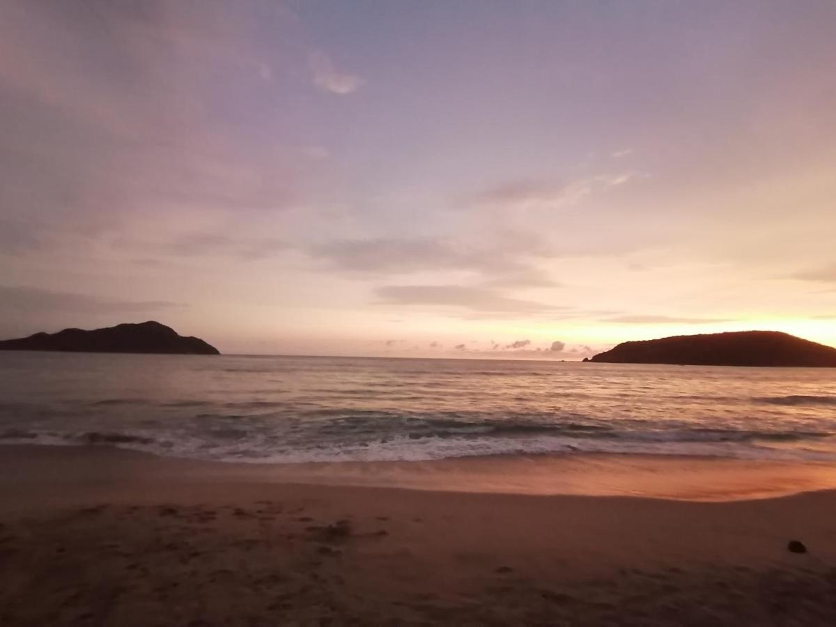 Casa Dahlia 2 Bed & Breakfast Mazatlan Ngoại thất bức ảnh