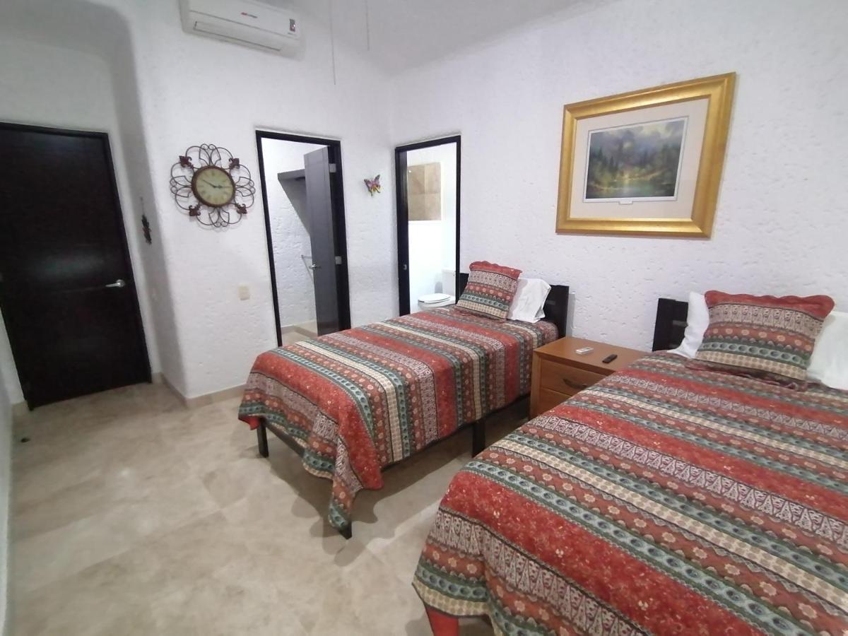 Casa Dahlia 2 Bed & Breakfast Mazatlan Ngoại thất bức ảnh