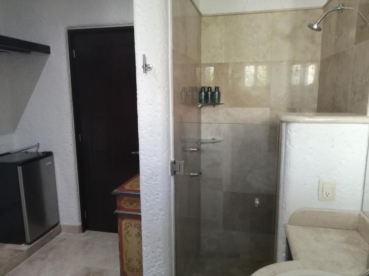 Casa Dahlia 2 Bed & Breakfast Mazatlan Ngoại thất bức ảnh